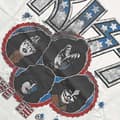 Miniatyrbillede 3 af 3: Kiss Unisex T-shirt til voksne, der lever i ´77