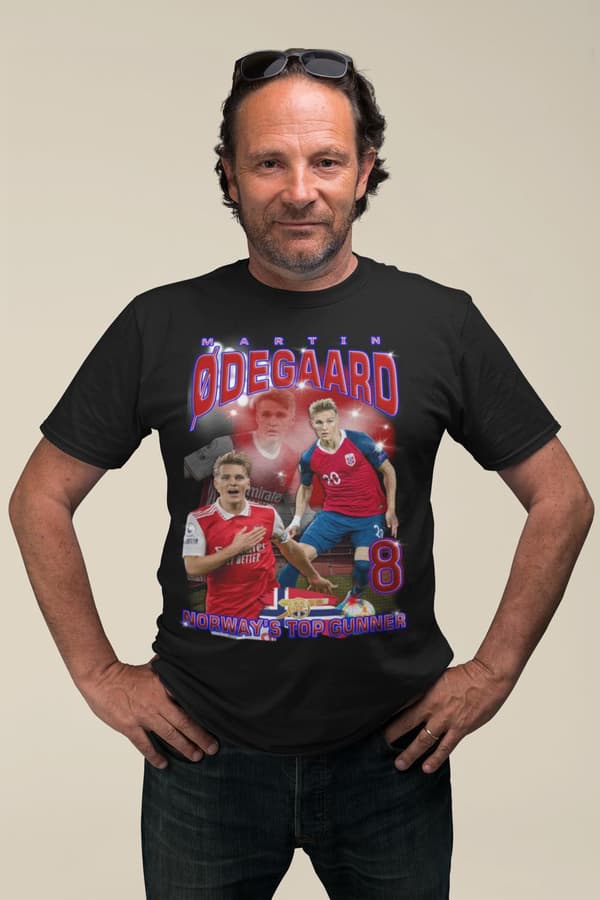 Martin Ødegaard Arsenal Norge spelare svart t-shirt