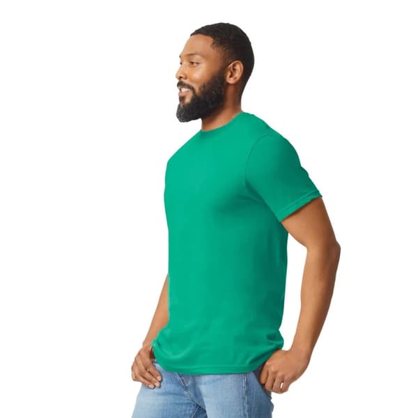 Gildan Unisex Adult CVC T-Shirt
