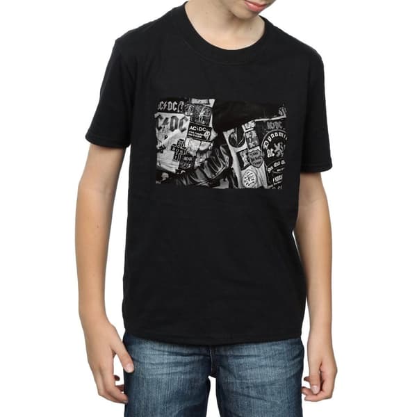 AC/DC T-shirt med kollektion av märken och affischer för pojkar