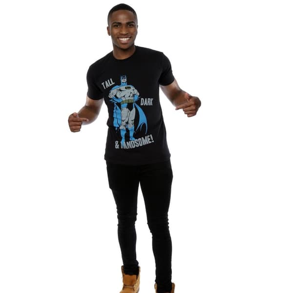 DC Comics Batman - lång, mörk och stilig t-shirt för herrar