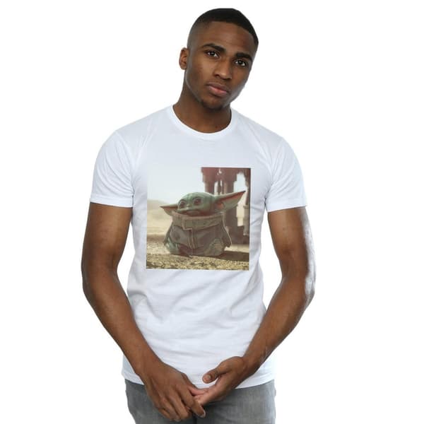 Star Wars Mens - The Mandalorian - The Child Scene T-shirt