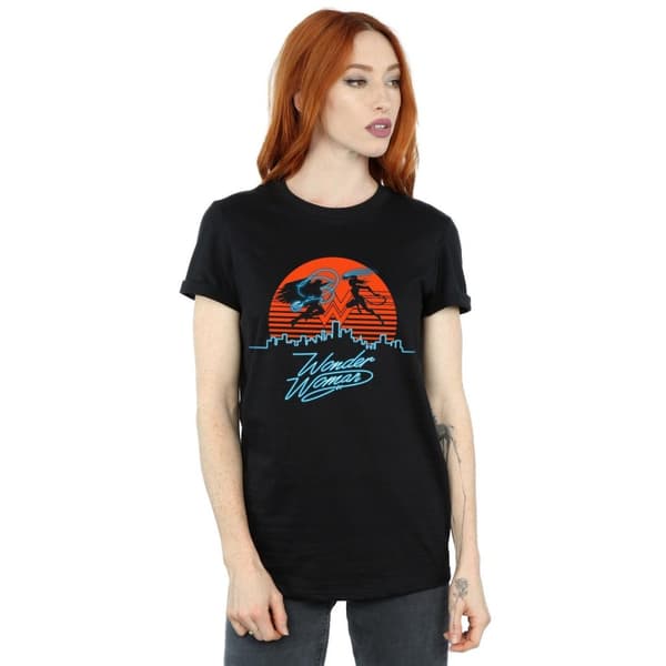 DC Comics Dam/kvinnor Wonder Woman 84 Sunset Battle Boyfriend-T-shirt i bomull