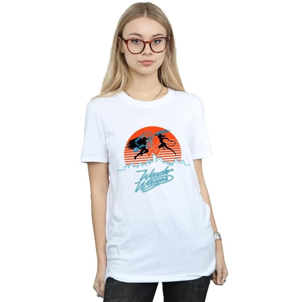 DC Comics Dam/kvinnor Wonder Woman 84 Sunset Battle Boyfriend-T-shirt i bomull