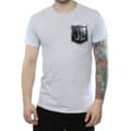Miniatyrbilde 3 av 5: DC Comics Mens Justice League Movie Shield Faux Pocket T-Shirt
