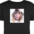 Miniatyrbild 1 av 5: Vuxen-T-shirt | Bekväm T-shirt för Vuxna Taylor Swift Svart XX-Large