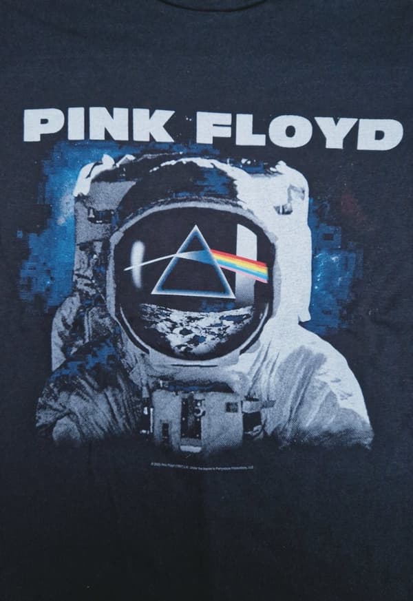 Pink Floyd The Dark Side of the Moon Astronaut  T-Shirt