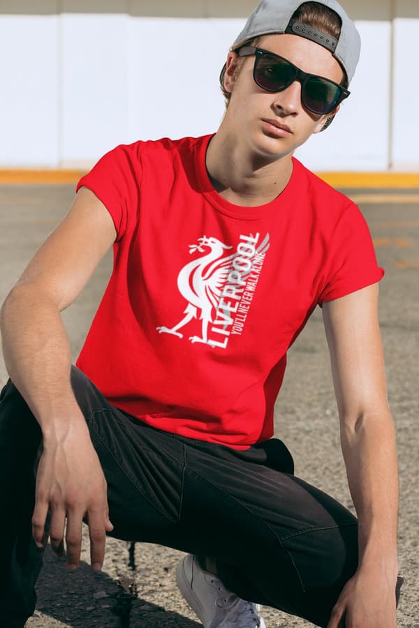 Liverpool röd T-shirt med Liverbird You'll never walk alone