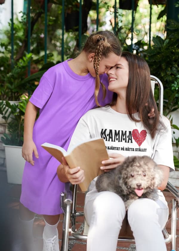Mamma vit T-shirt - Mamma, med hjärtat på rätta stället
