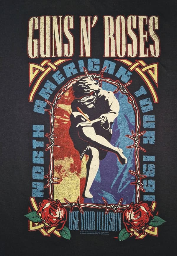 Guns N´ Roses Use Your Illution album inspired T-Paita