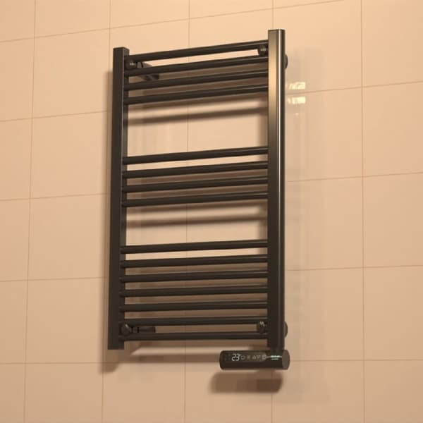 Cecotec Electric fluid towel rail with 500 W, LED display, touch control, weekly schedule, 3 modes, adjustable temperature and maximum safety with IP