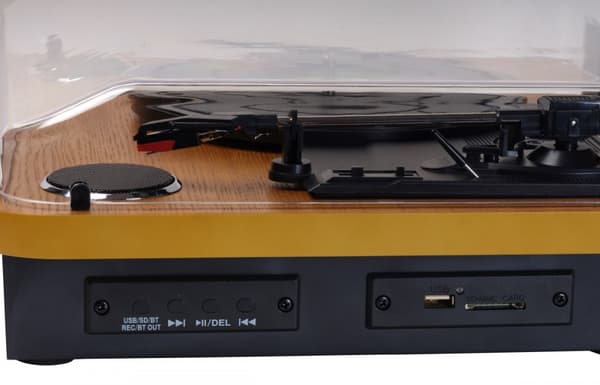 Denver VPL-230 - Levysoitin, jossa sisäänrakennetut kaiuttimet, Bluetooth, USB sekä SD- ja MP3-korttipaikka, pähkinäpuu