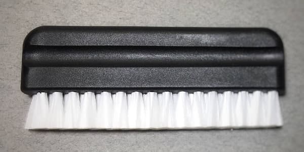 Stasis Groove cleaner brush