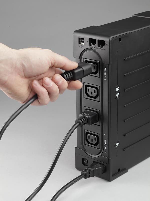 Eaton Ellipse ECO 800 USB IEC UPS 800 VA 4 AC pistorasia(t)