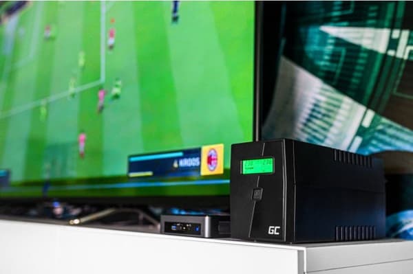 GRØN CELL UPS Microsine 1000VA 700W Med LCD Display