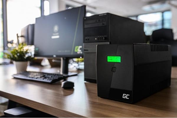 GRØN CELL UPS Microsine 1000VA 700W Med LCD Display