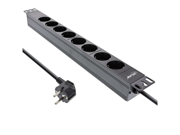 InLine 16418I, 8 AC-utganger, C4 kopling, 3680 W, 1,5 mm², C4 kopling, Sort