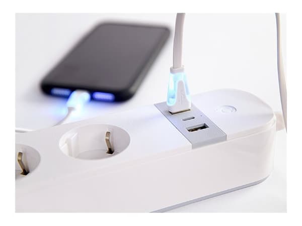 Gembird TSL-PS-S4U-01-W, 4 AC outlet(s), Type E, 1.5 m, White, White, 3880 W
