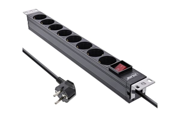 InLine® 19" strømskinne, 8-veis beskyttelseskontakt, med bryter, 2m, svart (16412S)