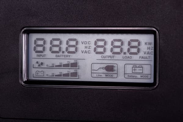 VOLT POLSKA MICRO UPS 2000 2x9Ah