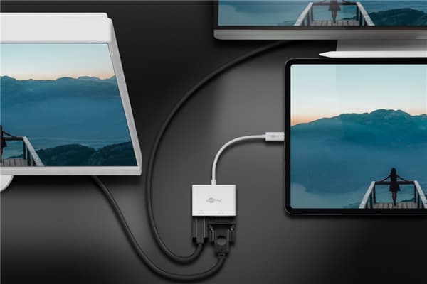 USB-C™-moniporttinen sovitin, jossa HDMI™, VGA