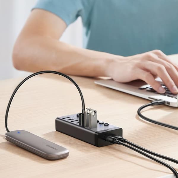 Ugreen Multifunctional HUB 7in1 USB Typ-C PD DC 12V - Grå