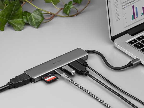 Tracer TRAPOD46997, USB Type-C, Gjuten aluminium, MicroSD (TransFlash), SD, Gjuten aluminium, USB, 60 W