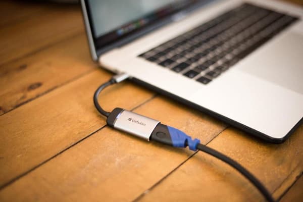 Verbatim 49143 videokabel adapter 0,01 m USB C HDMI Sort, Sølv