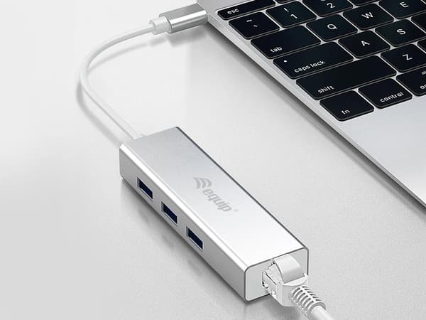 Utrusta 133481 USB-C till 3-portars USB Hub med Gigabit Adapter/Silver