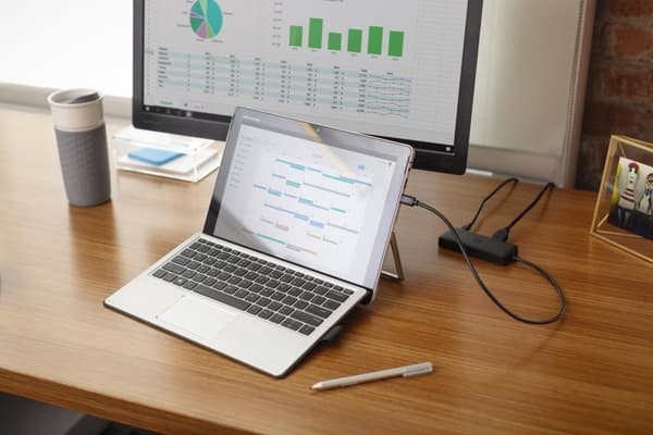 HP Travel Hub - Porttitoistin - USB-C - VGA, HDMI - Chromebook 13 G1, EliteBook 1040 G4, EliteBook x360, Pro x2, ZBook 15 G4, 17 G4, Studio G4