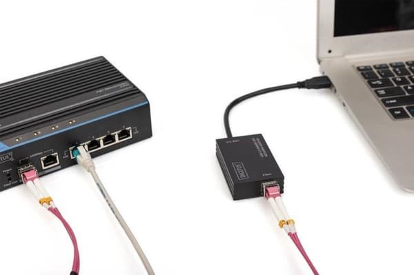 Digitus dator, fiberoptik, bärbar dator, USB 3.2 Gen 1 (USB 3.0), nätverksadapter [1x USB - 1x SFP-kortplats] DN-3026