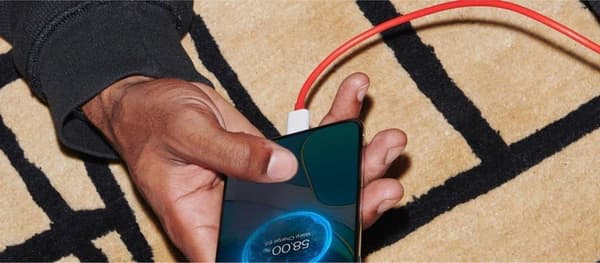 Alkuperäinen OnePlus Warp Charge Type-C -latauskaapeli Type-C -latauskaapeli (150 CM)