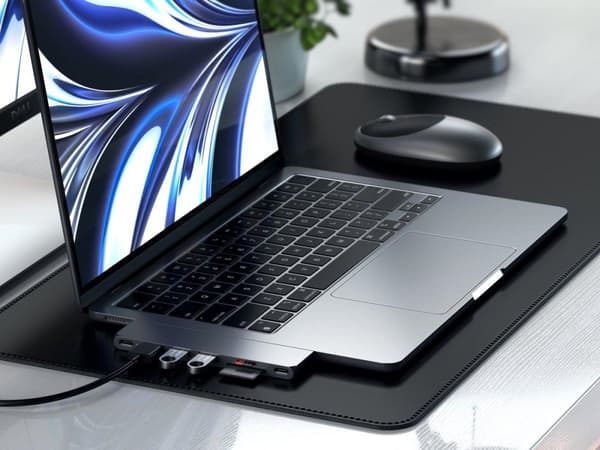 Satechi Type-C Pro Hub Slim space grey - Hub - Slim väska (ST-HUCPHSM)