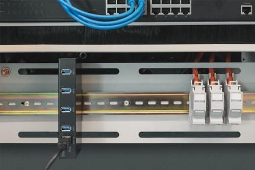 CLUB3D USB-autolaturi 1xUSB CA 63W 12/24V vähittäismyynti (CAC-1922)
