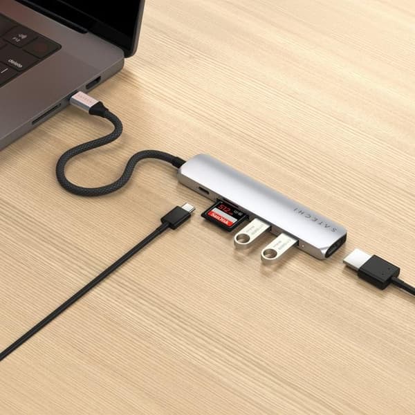 Satechi 6-i-1 HUBB USB-C Slim Multiport Adapter - Silver