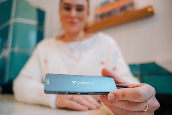 Verbatim USB-C/HDMI/USB-A 3.2/USB-A 2.0/SD/microSD aluminiowy 32156