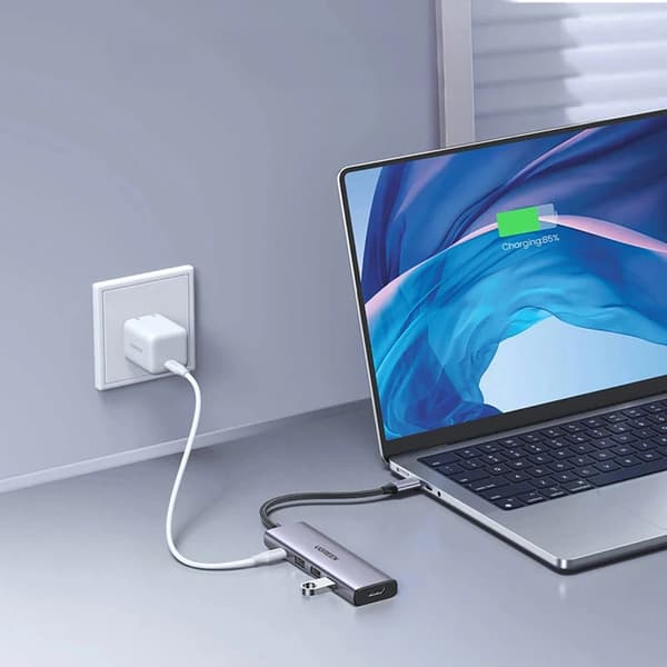Ugreen 5in1 HUB USB-C Till 1xUSB-C 1xHDMI 3xUSB-A 3.0 - Grå