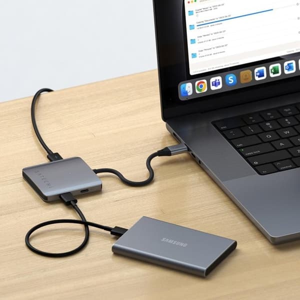 Satechi USB-C-hubb med 4 portar och PD