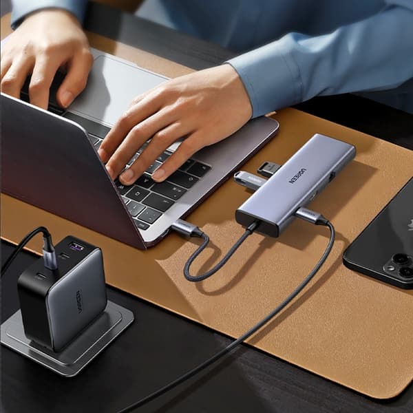 Ugreen HUB Adapter VGA, HDMI, RJ45, USB-C, SD/TF Kortläsare, USB-A