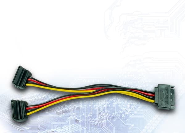 Inter-Tech - SATA-sovitin - SATA strøm (han) til SATA strøm (hun) vinklet - 15 cm