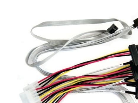 Microchip Adaptec - SAS intern kabel - med sidebånd - SAS 6Gbit/s - 4-spors - 4 x Mini SAS HD (SFF-8643) (hann) til 4-pin intern strøm, 29-pins inter
