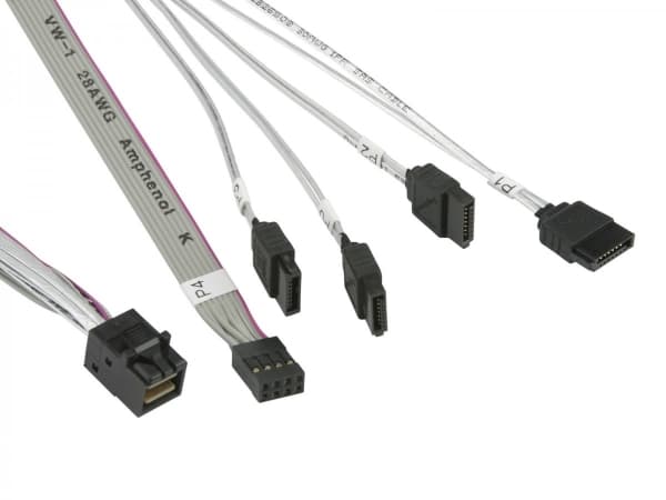 Supermicro MiniSAS HD / 4 SATA 0.7 m, SFF 8087, 4 x SATA 7-pin, Valkoinen, 1 kpl
