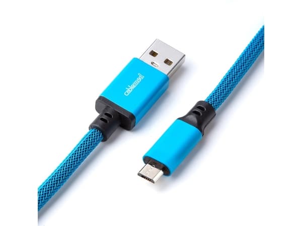 CableMod PRO Series - Tastaturkabel - USB (hann) til Micro-USB type B (hann) - 1.5 m - rullet sammen - spektrumblå
