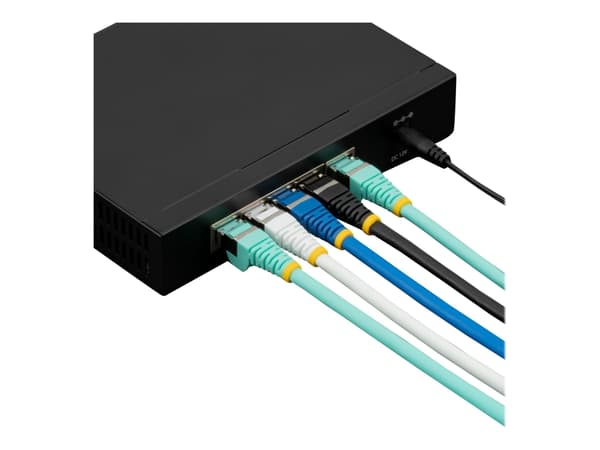StarTech.com NLBL-750-CAT6A-PATCH, 7,5 m, Cat6a, S/FTP (S-STP), RJ-45, RJ-45