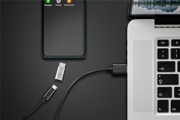 Goobay Adapter USB-C™ till USB 2.0 Micro-B, silver USB-C™ plugg > USB 2,0 mikro uttag (typ B)