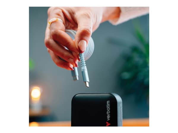 Verbatim - USB-kabel - 24 pin USB-C (hann) til 24 pin USB-C (hann) - 1.2 m - magnetisk, lade og synkronisere, up to 480 Mbps, USB-C Power Delivery (6