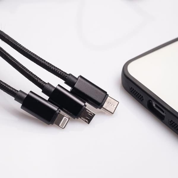 Maxlife 3in1 USB/MicroUSB/Lightning/Typ-C Kabel 1m 2.1A Nylon Svart