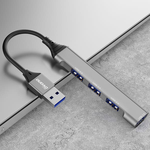 Dudao USB-Hubb 4in1 USB-C til 4x USB-A (3 x USB2.0 / USB3.0)