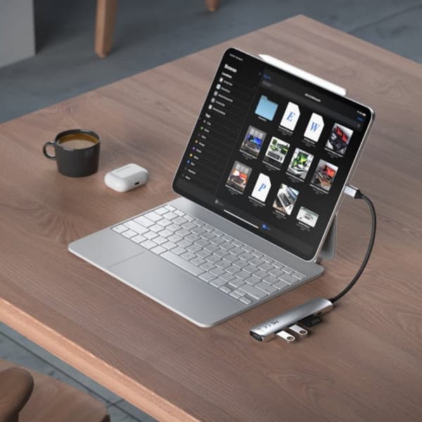 Satechi 6-i-1 USB-C Slim Multiport-adapter, svart