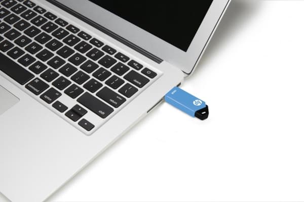 HP v150w, 16 GB, USB Type-A, 2.0, Friktionslager, Svart, Blå